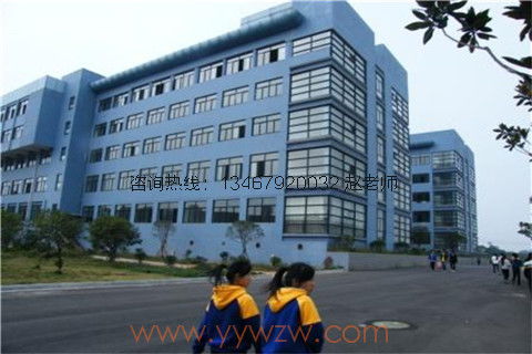 湘潭市工贸中专校园建筑实拍 2015年大图